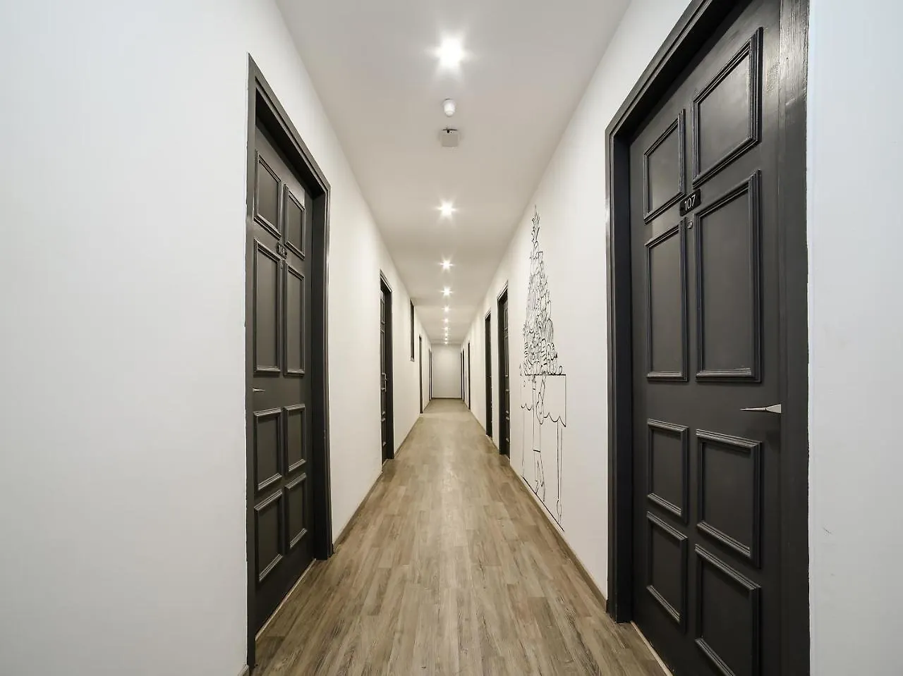 Hotel Oyo Townhouse 055 Sohna Road Uppal Southend 1 Gurgaon