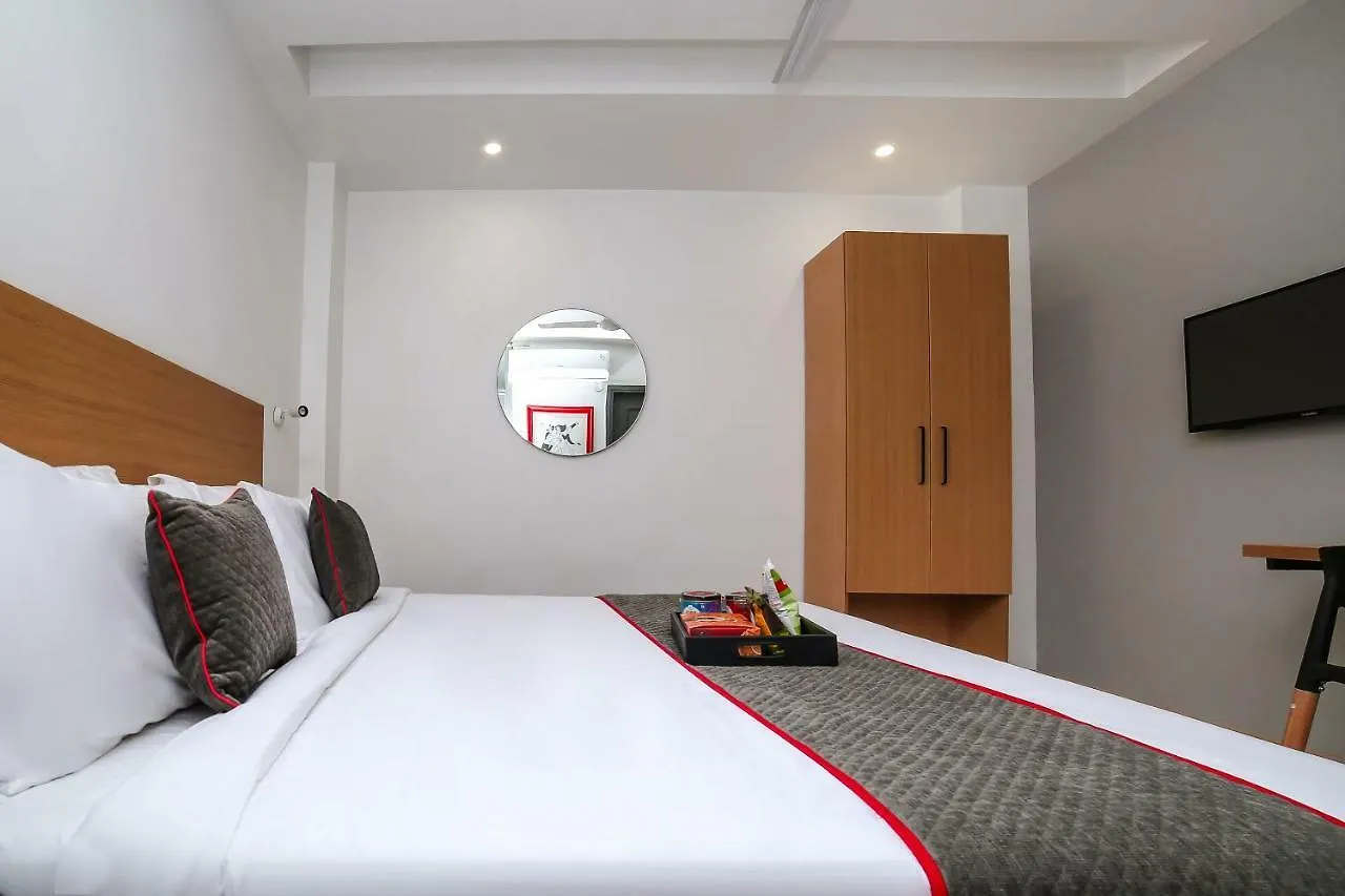 Hotel Oyo Townhouse 055 Sohna Road Uppal Southend 1 Gurgaon